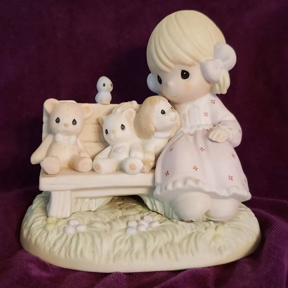 Enesco Precious Moments "There's Always Room For a New Friend" (CC550060)
